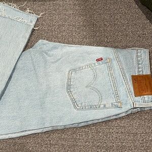 Levi’s 501 Skinny Jeans - Light Wash Size W28 L28